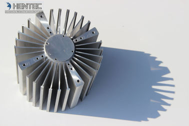 алюминиевое штранг-прессование Heatsink 6060 6061 профилирует пробивая машины ROHS/SGS