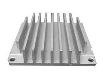 Подвергает алюминиевые штранг-прессования механической обработке Heatsink 6063-T5 с поверхностным покрытием alodine