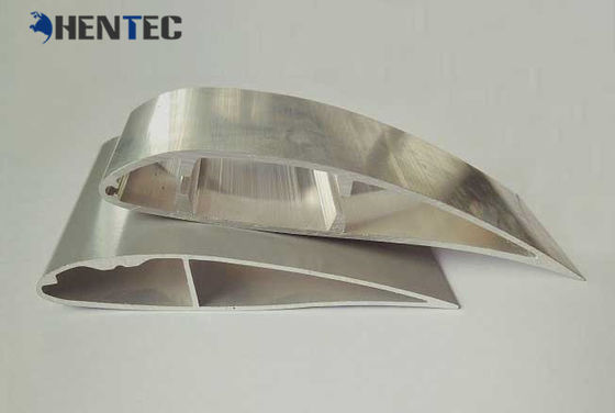 Покрашенный порошком алюминий лопатки вентилятора прессовал профили для охлаждая лезвий