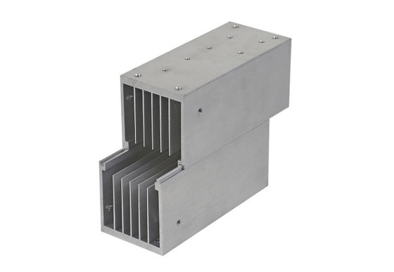 Серый цвет анодировал 6063 Heatsink прессованный сплавами алюминиевый