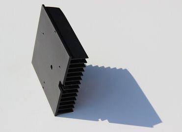 Промышленная алюминиевая чернота штранг-прессований Heatsink анодировала 6063
